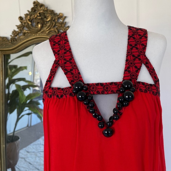 Red Shift Dress with beaded details - Picture 2 of 3